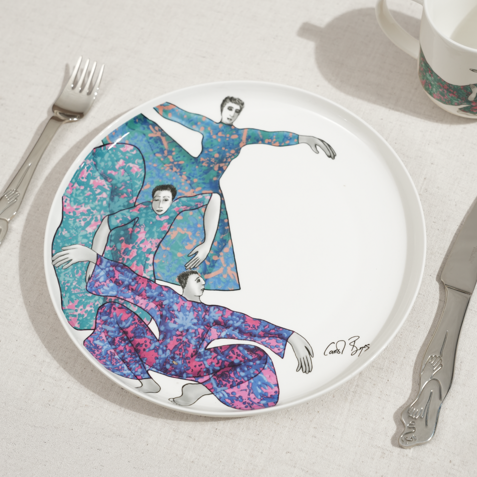 DINNER PLATE SET OF 4 - dancing girls