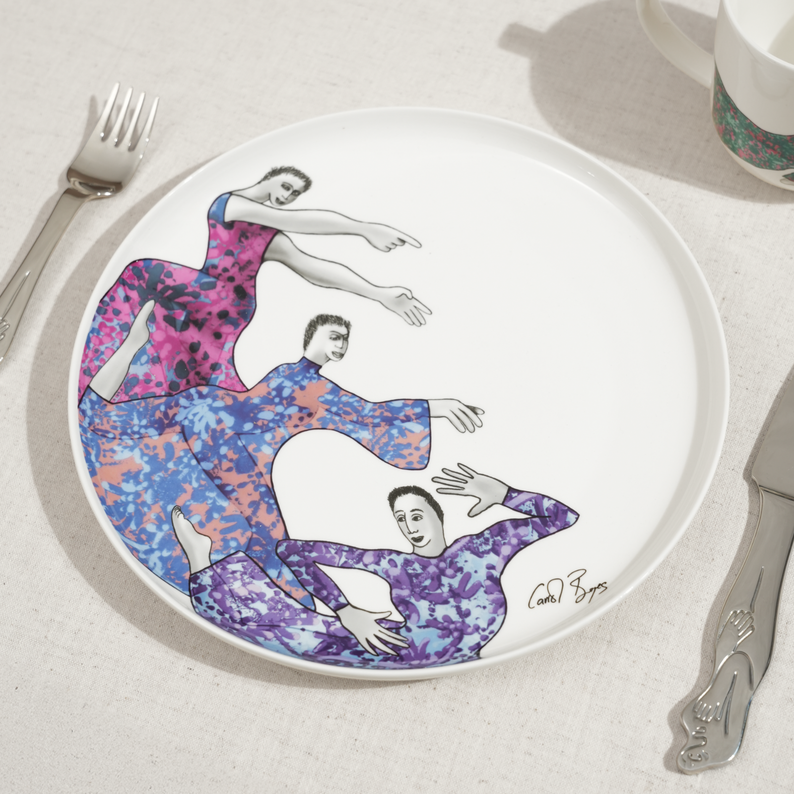 DINNER PLATE SET OF 4 - dancing girls
