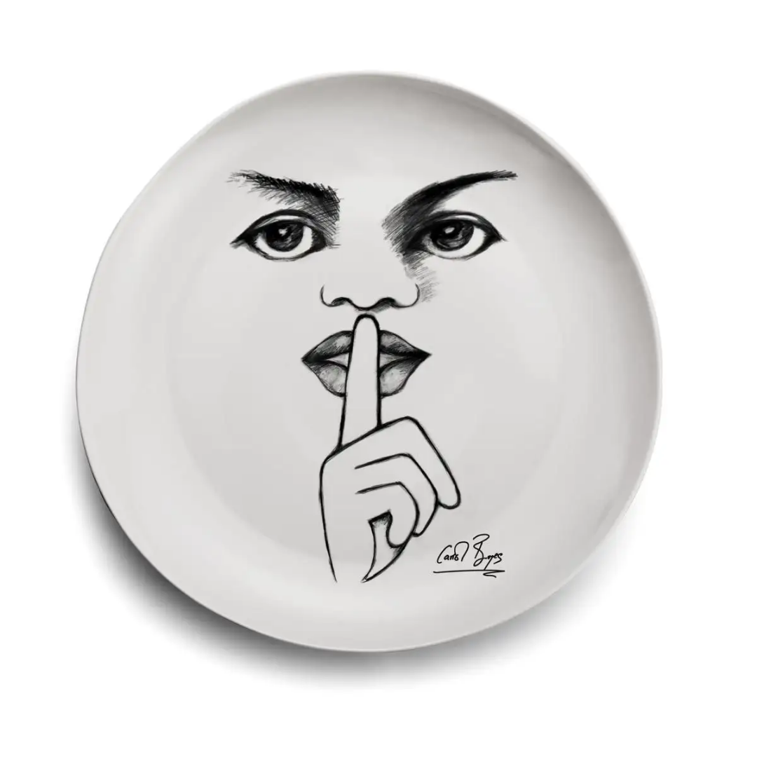 Dinner Plate Set Of 4 - It'S A Secret!
