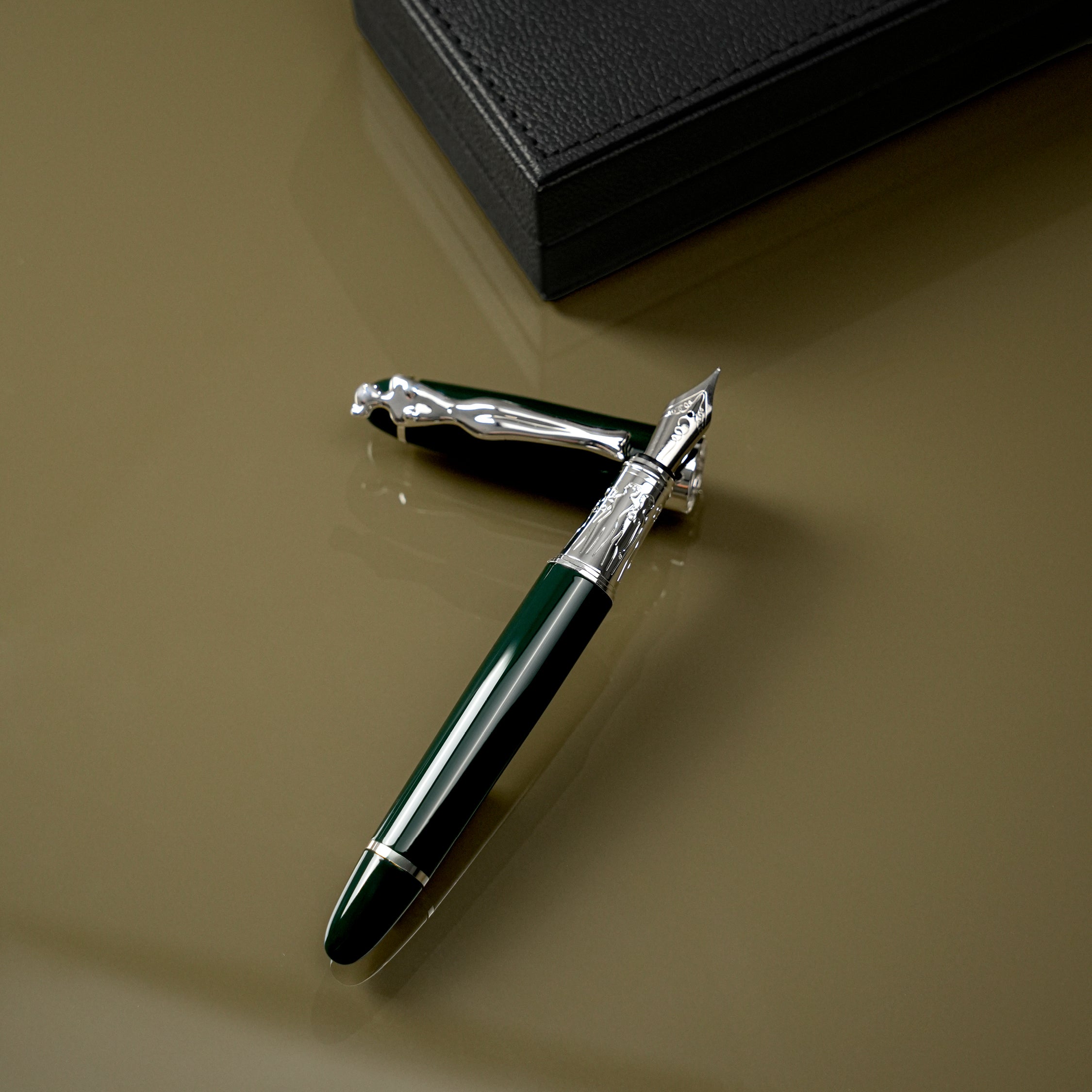 Fountain Pen- woman - silver - bottle green